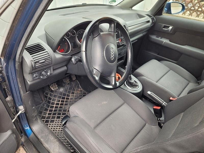Blau Gebraucht 2004 Audi A2 Kleinwagen | 2.100 € (Superpreis) - Bild 1/4