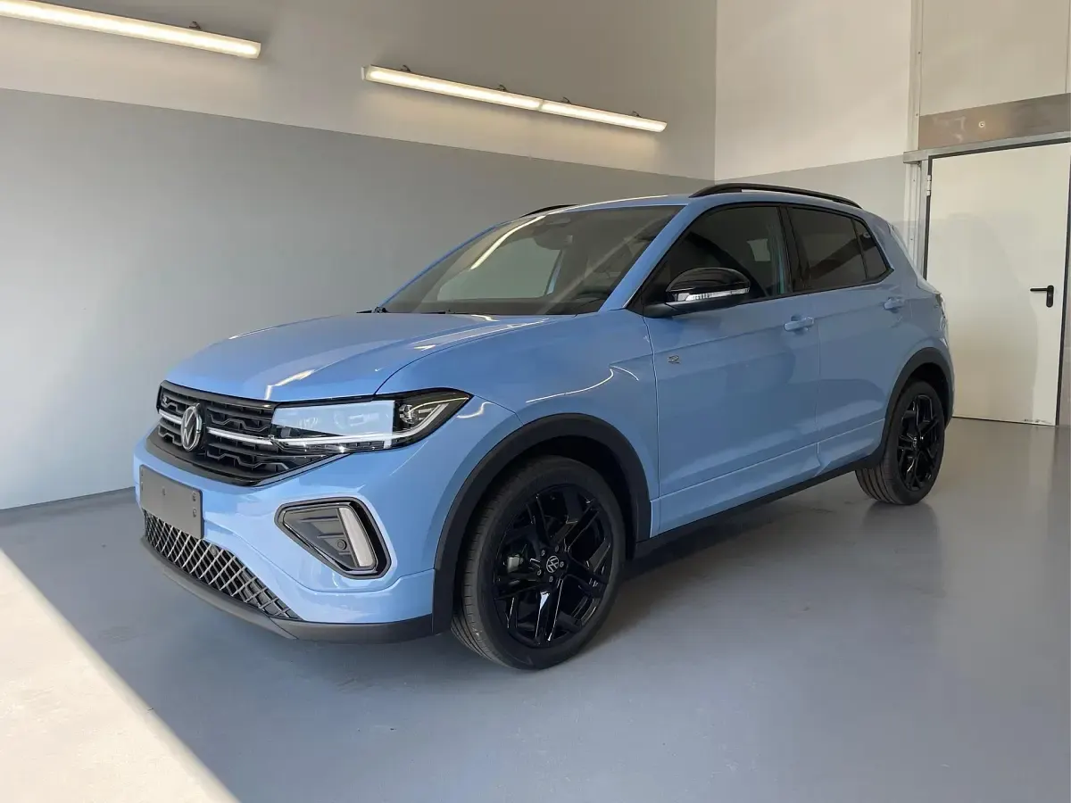 Gebraucht VW T-Cross R-line 150 PS (110 kW) 2026 SUV