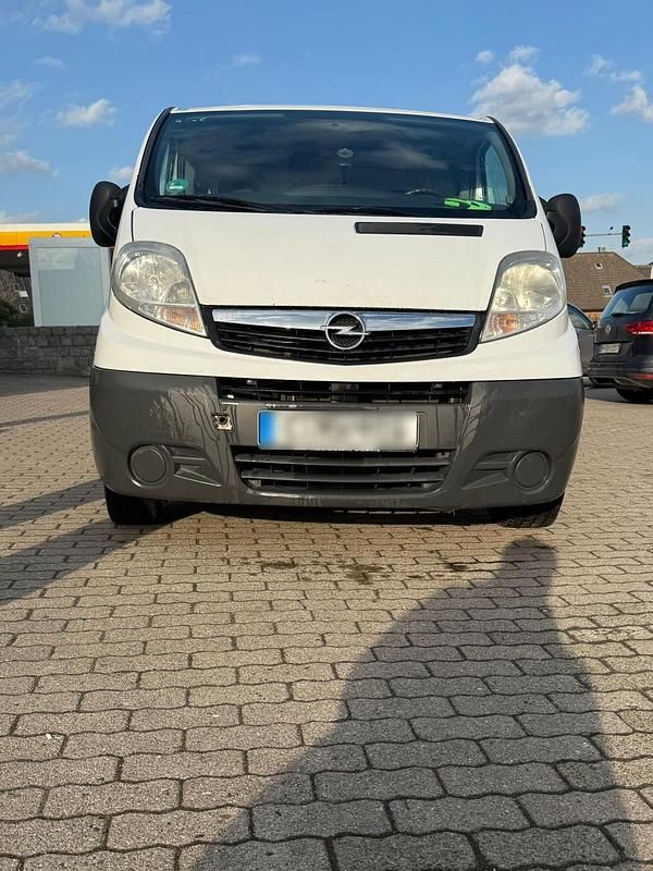 Gebraucht Opel Vivaro 90 PS (66 kW) 2012 Weiß Van / Kleinbus