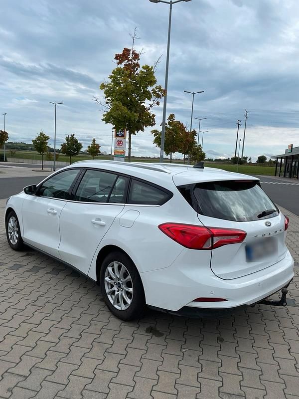 Second-hand Ford Focus 95 CP (69 kW) 2020 Alb Break