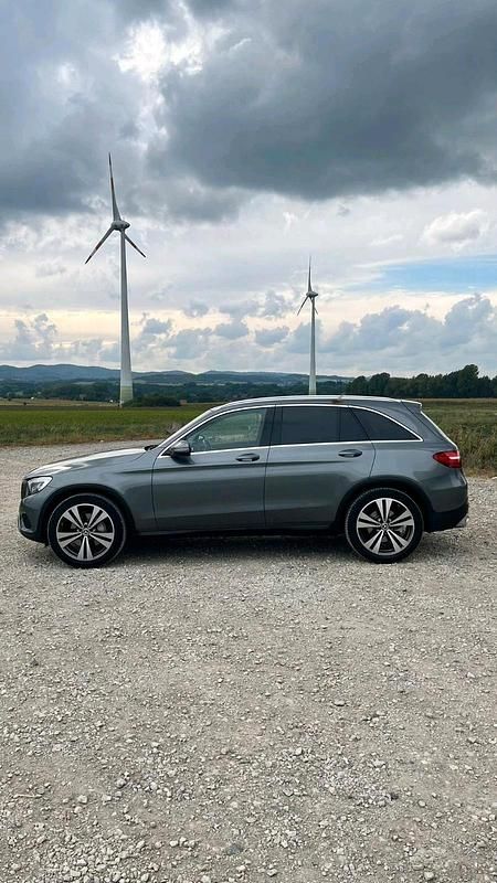 Gebraucht Mercedes GLC220 170 PS (125 kW) 2016 Grau SUV