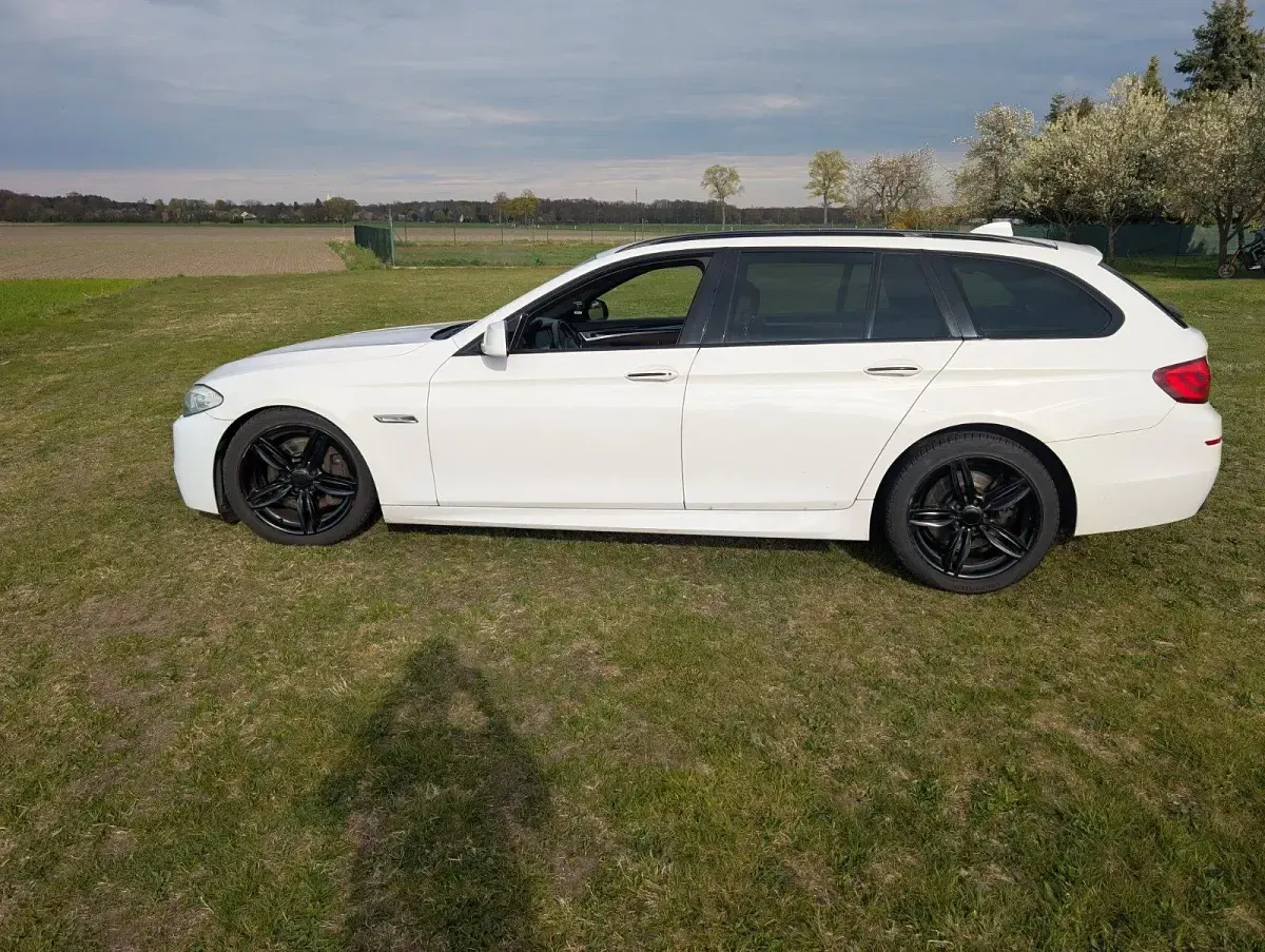 Usata BMW 530 258 CV (189 kW) 2012 Bianco Station wagon