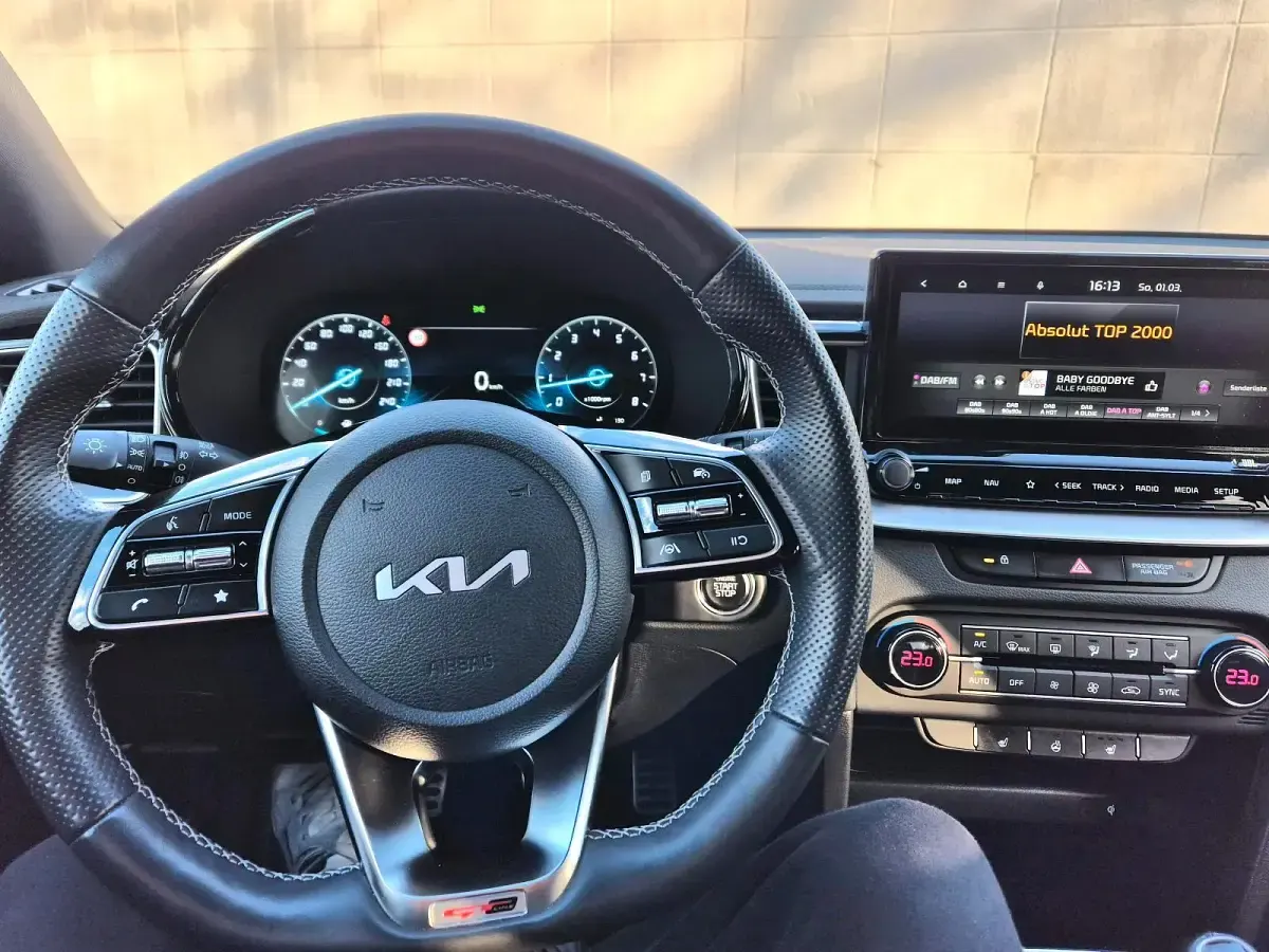 Gebraucht Kia ProCeed GT-Line 160 PS (117 kW) 2022 Grau Kombi