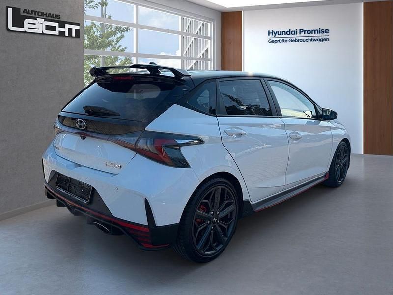 Gebraucht Hyundai i20 N Performance 204 PS (150 kW) 2023 Weiß Kleinwagen
