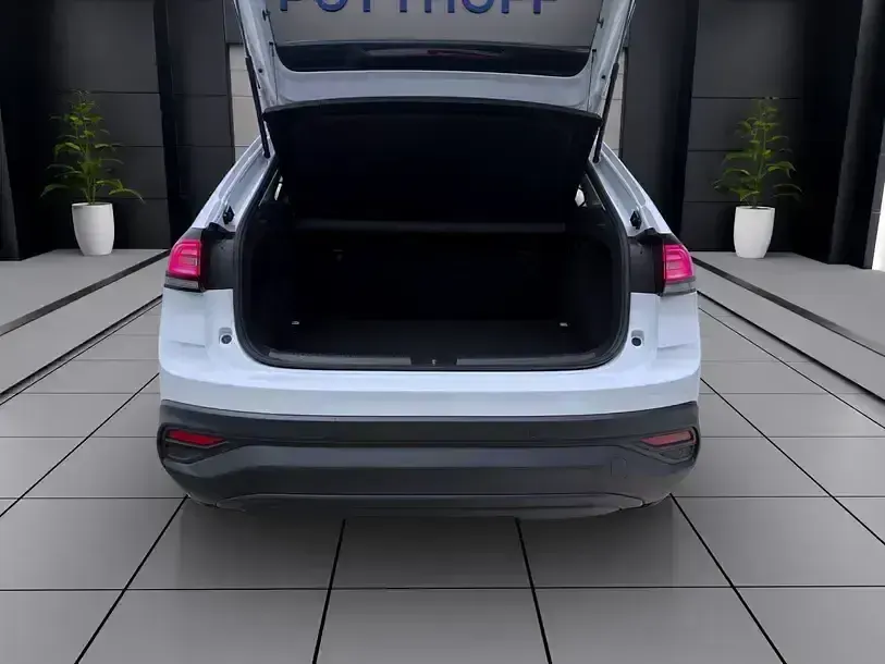 Gebraucht VW Taigo Move 95 PS (69 kW) 2023 Weiß SUV