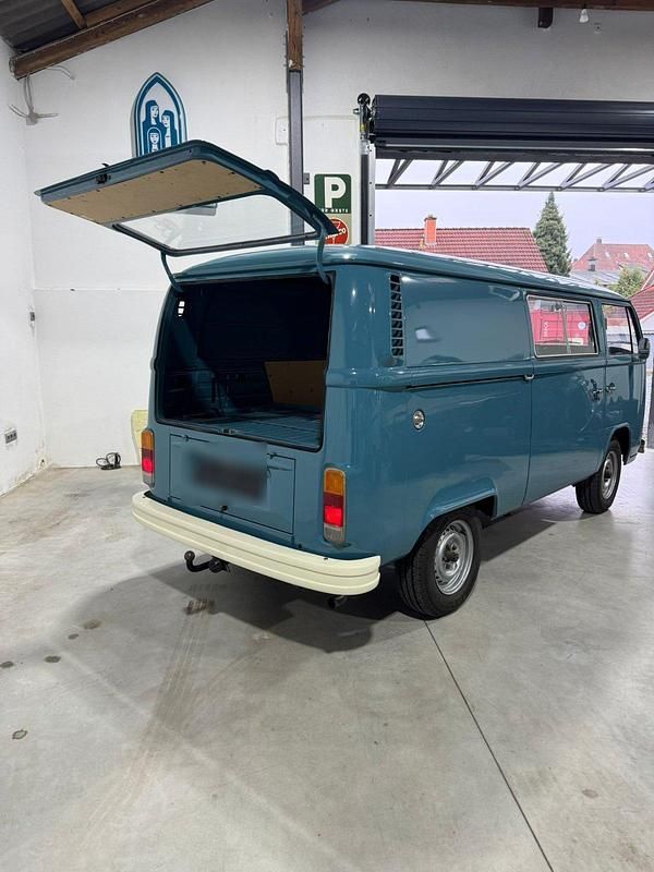 Blau Gebraucht 1978 VW T2 Van | 24.950 € - Bild 1/4