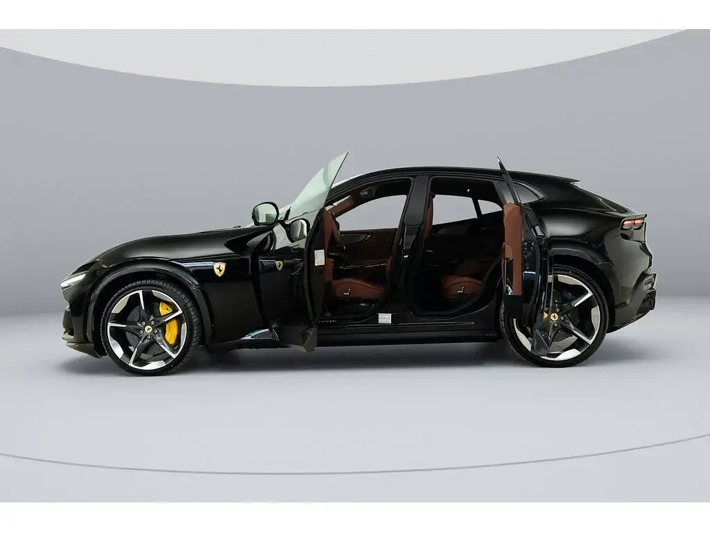 Neu Ferrari Purosangue 2026 Nero ds 1250 SUV