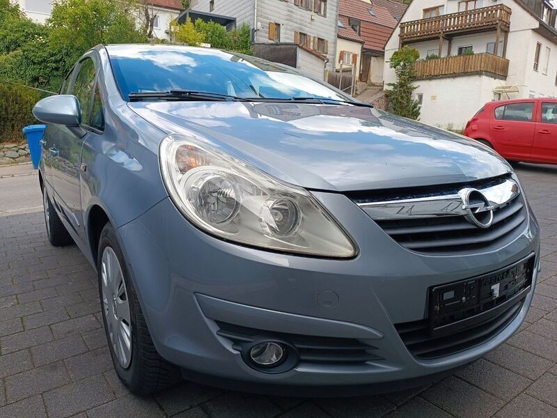 Grau Gebraucht 2006 Opel Corsa Limousine | 1.000 € (Superpreis) - Bild 1/4