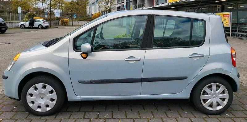 Usata Renault Modus 75 CV (55 kW) 2005 Grigio Monovolume