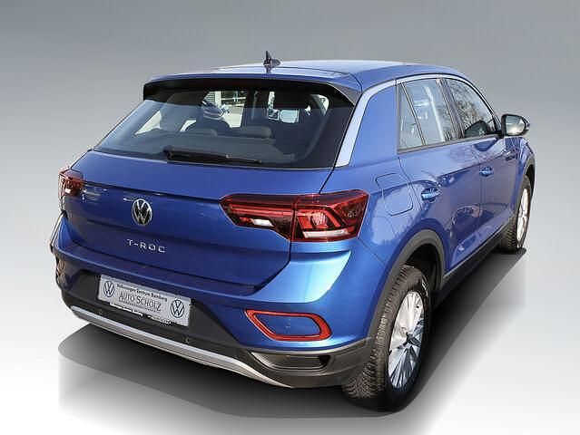 Gebraucht VW T-Roc Basis 110 PS (80 kW) 2024 Blau SUV