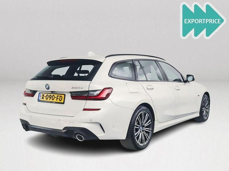 Gebraucht BMW 330e 292 PS (214 kW) 2022 Weiß Kombi