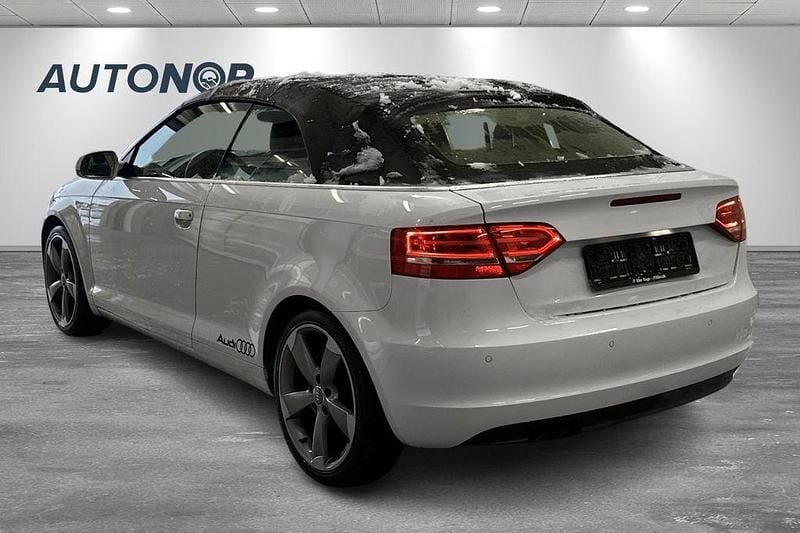 Gebraucht Audi A3 Cabriolet S-Line 160 PS (117 kW) 2011 Weiß Cabrio