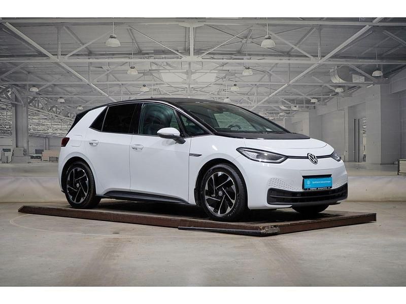 Gebraucht VW ID.3 Pro Performance 150 kW (204 PS) 2023 Gletscherweiß metallic Kleinwagen