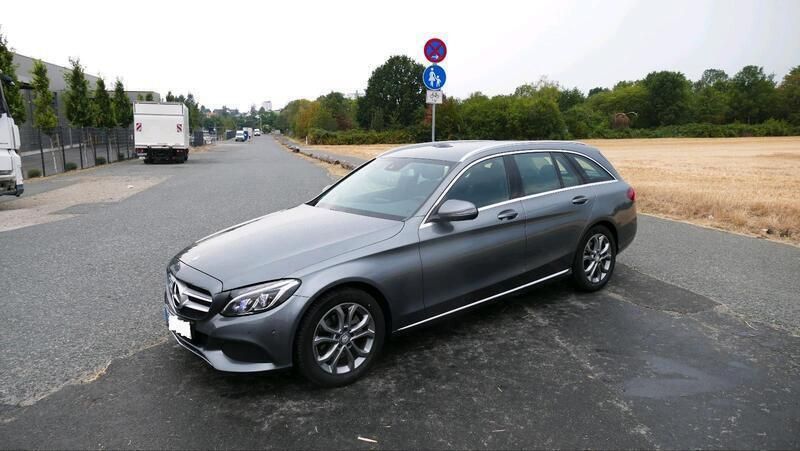 Grau Gebraucht 2016 Mercedes C180 Kombi | 13.000 € (Fairer Preis) - Bild 1/4