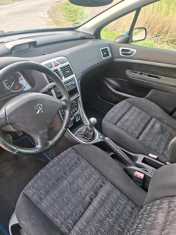 Gebraucht Peugeot 307 109 PS (80 kW) 2004 Blau Limousine