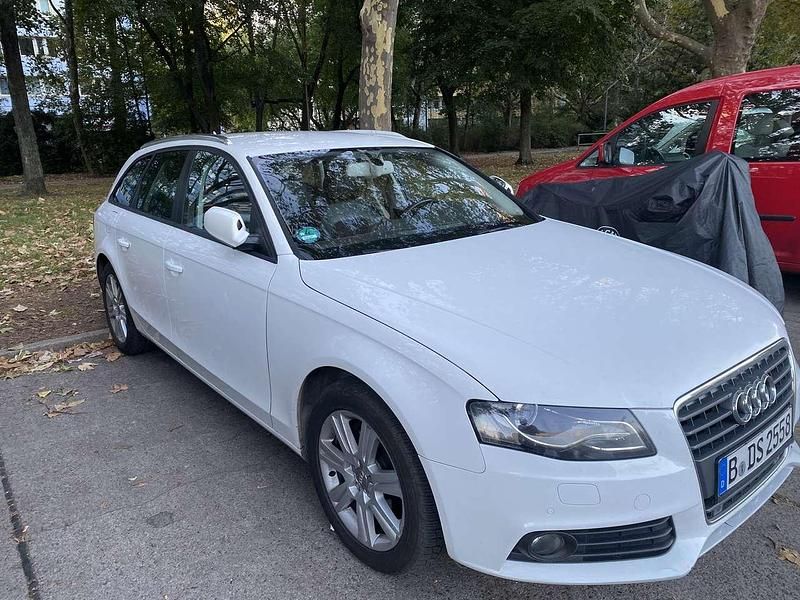 Gebraucht Audi A4 Attraction 190 PS (139 kW) 2010 Limousine