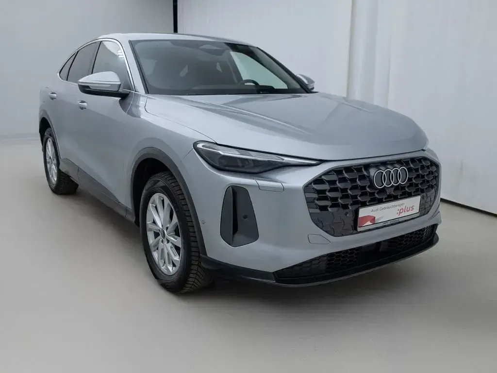 Gebraucht Audi Q5 Sportback Sport 204 PS (150 kW) 2025 Silber SUV