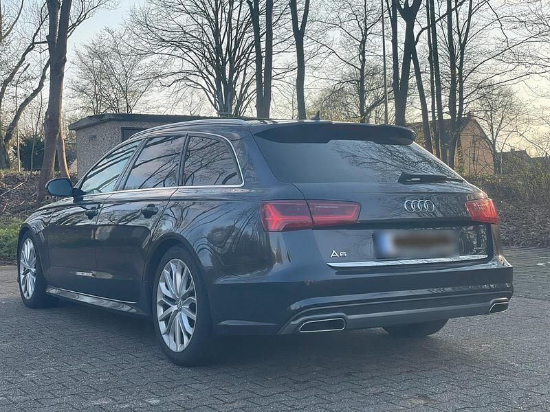 Gebraucht Audi A6 S-Line 271 PS (199 kW) 2018 Blau Kombi