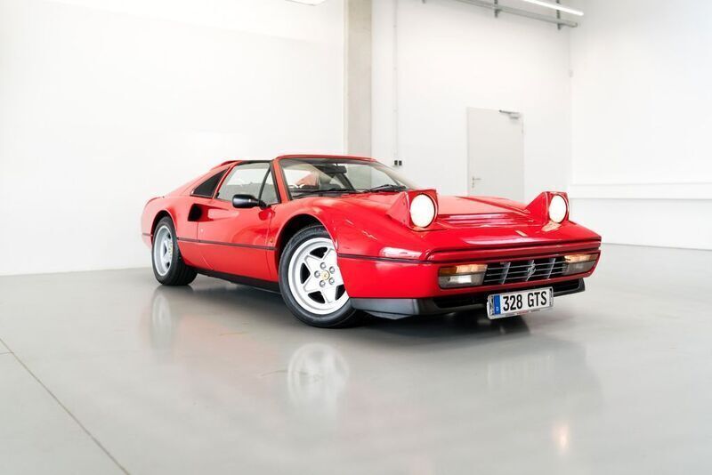 Rot Gebraucht 1986 Ferrari 328 | 99.999 € - Bild 1/4