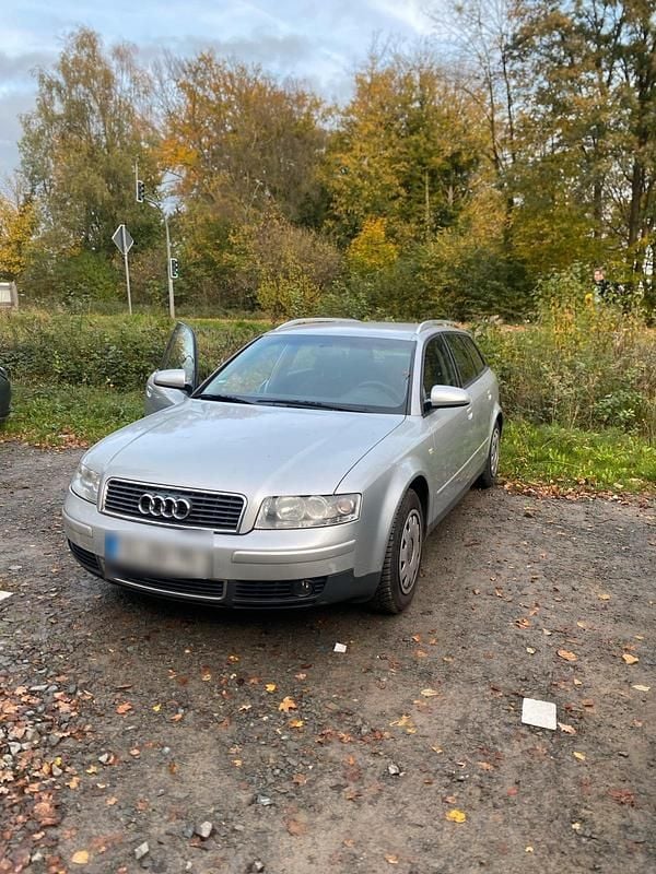 Gebraucht 2002 Audi A4 Kombi | 550 € (Superpreis) - Bild 1/4