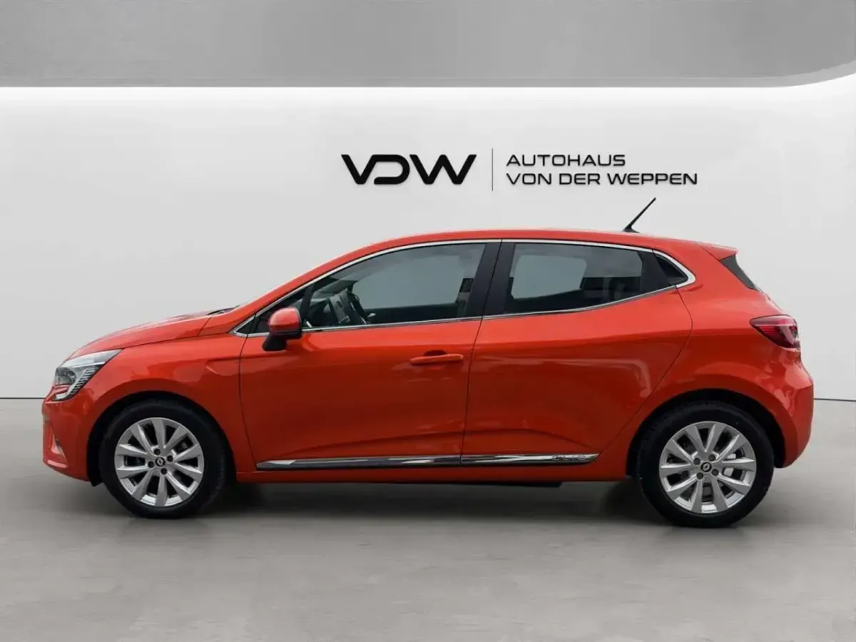 Gebraucht Renault Clio V Intens 91 PS (66 kW) 2022 Valencia orange Kleinwagen