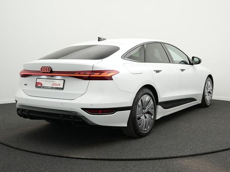 Gebraucht Audi e-tron Sportback Ambiente 210 kW (286 PS) 2025 Gletscherweiß metallic SUV