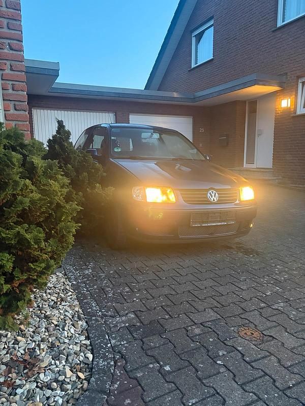 Gebraucht VW Polo 60 PS (44 kW) 2000 Blau Kleinwagen