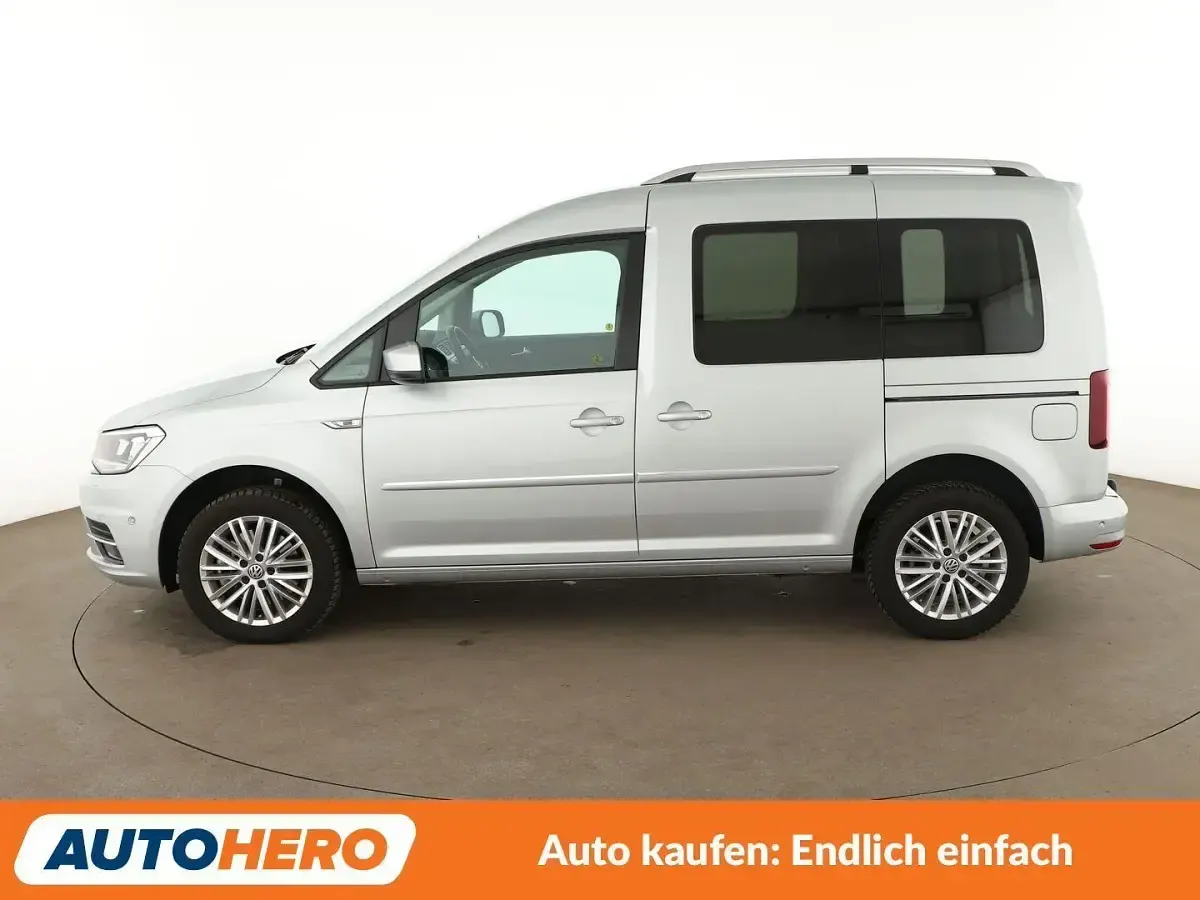 Gebraucht VW Caddy Highline 125 PS (91 kW) 2016 Grau Van / Kleinbus