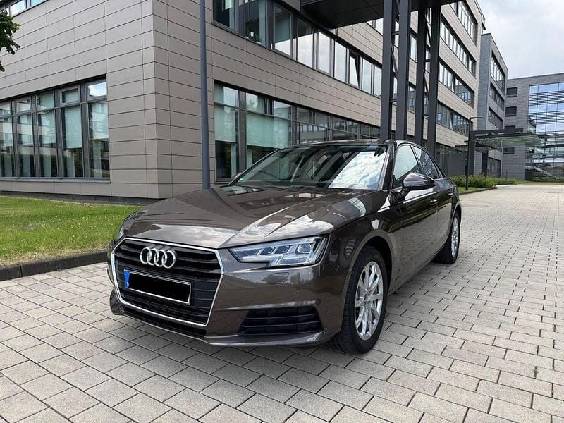 Gebraucht Audi A4 190 PS (139 kW) 2016 Braun Limousine