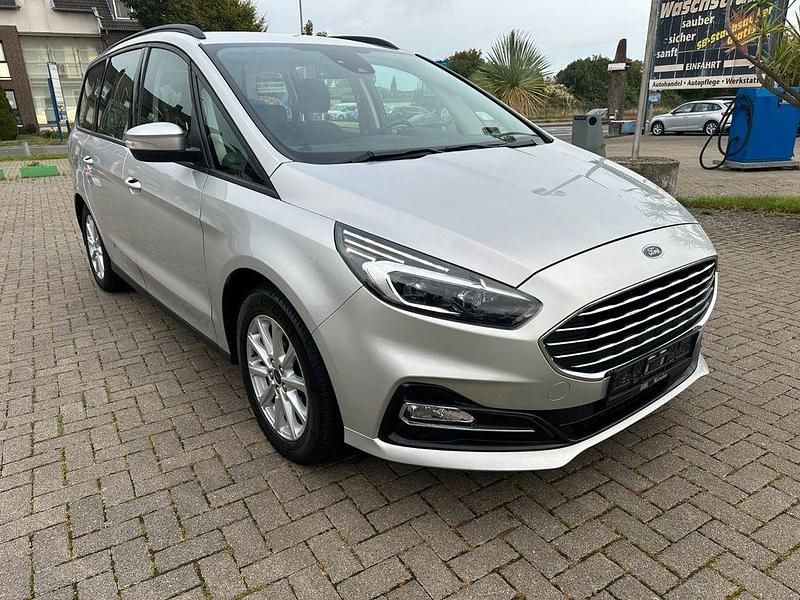 Gebraucht Ford Galaxy 150 PS (110 kW) 2022 Silber Van / Kleinbus