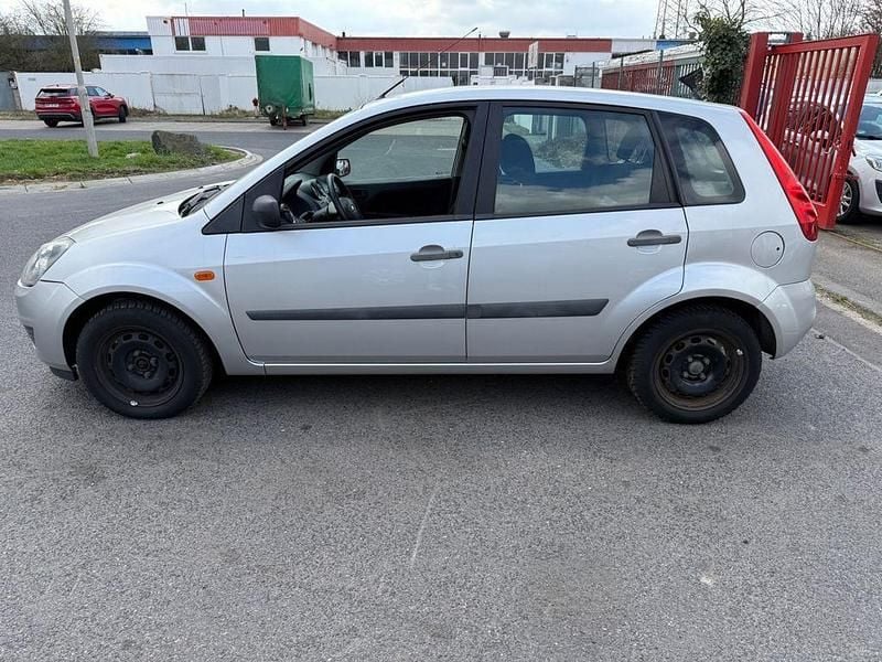 Gebraucht Ford Fiesta Fun X 69 PS (50 kW) 2007 Grau Limousine