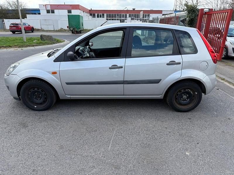 Gebraucht Ford Fiesta Fun X 69 PS (50 kW) 2007 Grau Limousine