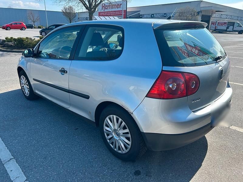 Gebraucht VW Golf V 80 PS (58 kW) 2007 Silber Kleinwagen