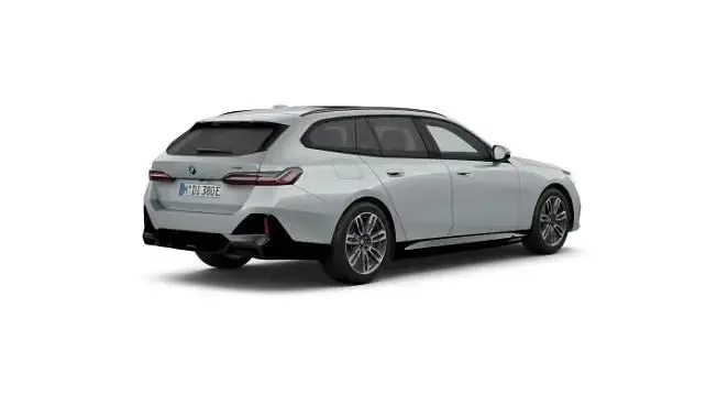 Gebraucht BMW i5 M Sport 250 kW (340 PS) 2025 Silber Limousine