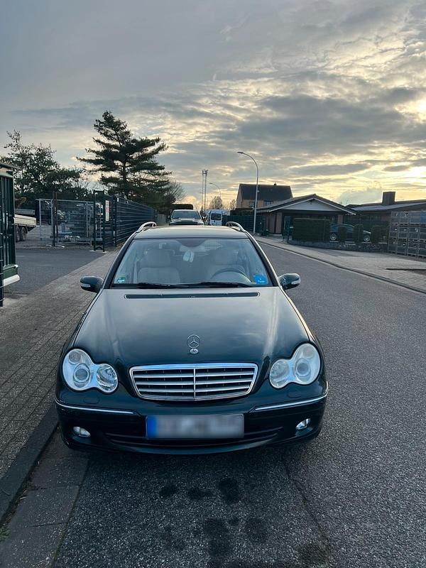 Gebraucht Mercedes C180 2007 Schwarz Limousine