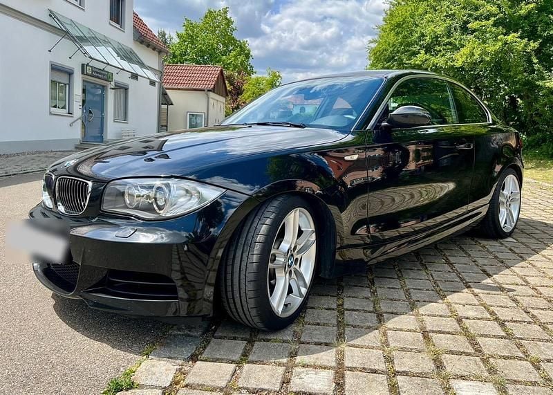 Gebraucht BMW 135 Coupé M Performance 306 PS (225 kW) 2009 Schwarz Coupé