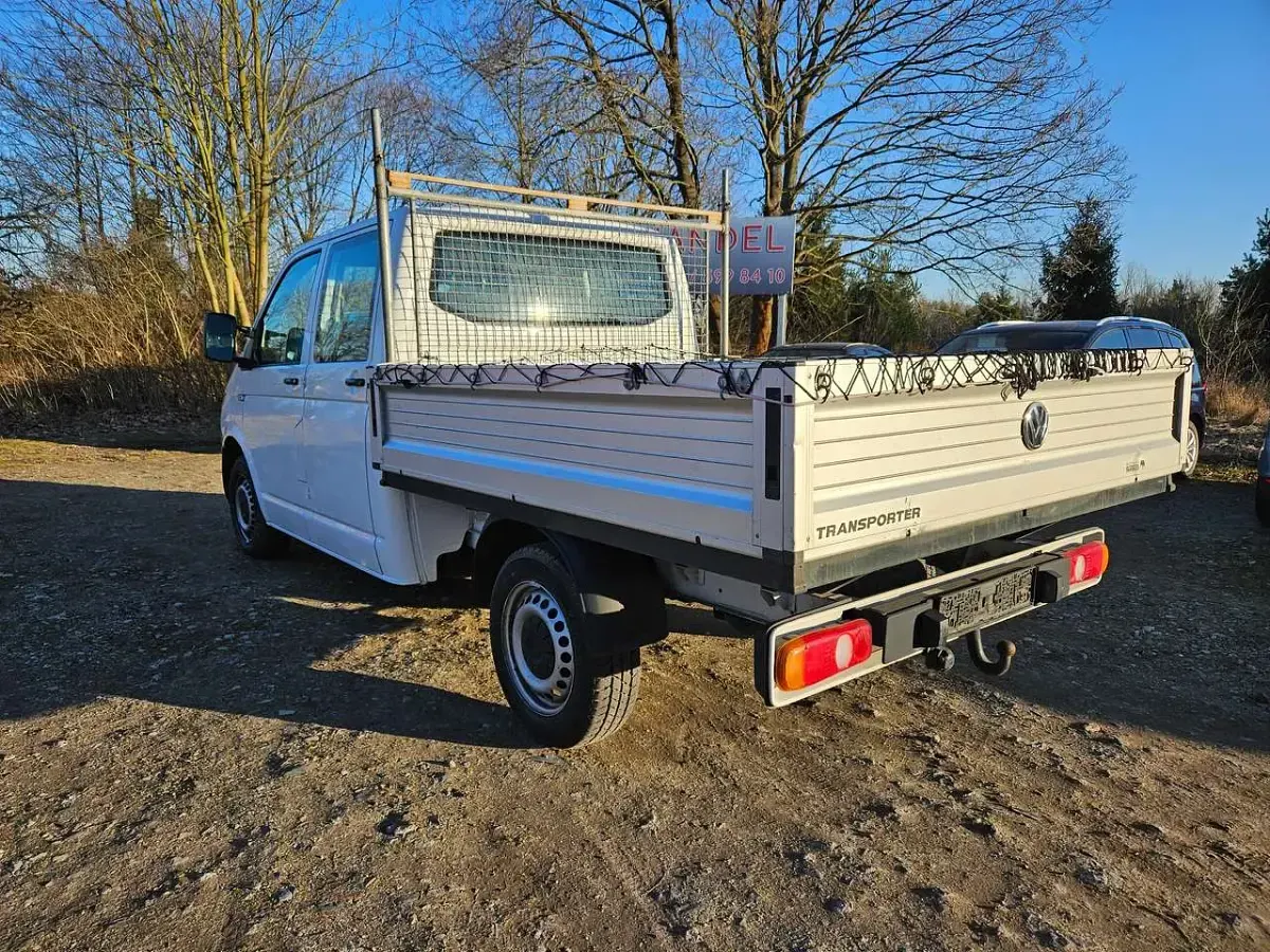 Gebraucht VW Transporter 102 PS (75 kW) 2018 Candyweiß Van
