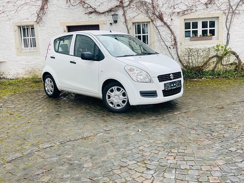 Second-hand Suzuki Splash 65 CP (47 kW) 2010 Alb Hatchback