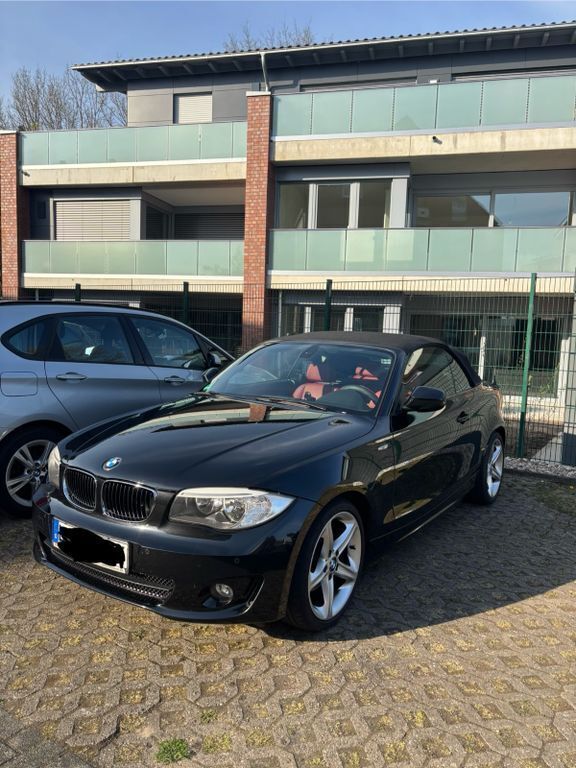Schwarz Gebraucht 2012 BMW 118 Cabriolet Cabrio | 9.500 € (Guter Preis) - Bild 1/4