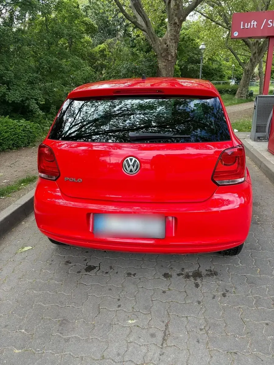 Gebraucht VW Polo 60 PS (44 kW) 2011 Rot Kleinwagen