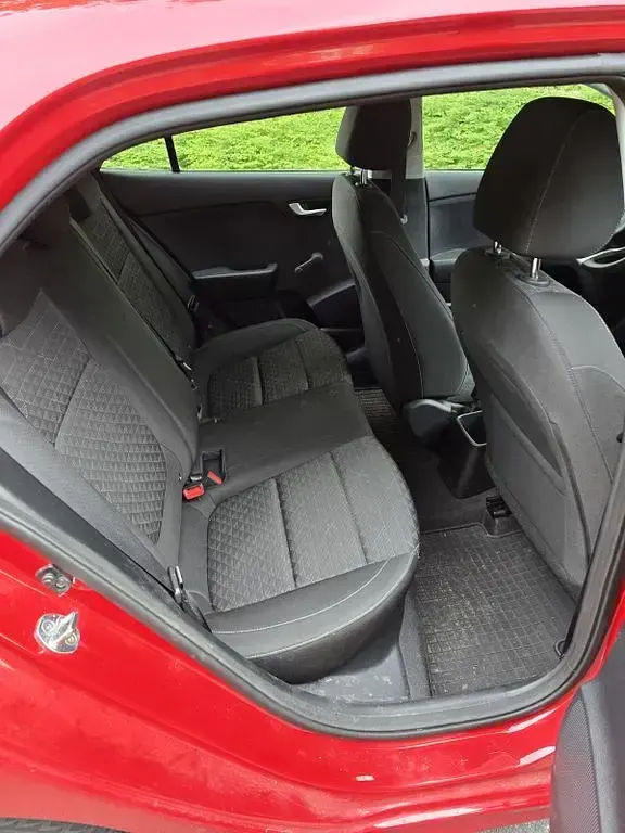 Gebraucht Kia Rio Edition 7 84 PS (61 kW) 2018 Rot Limousine