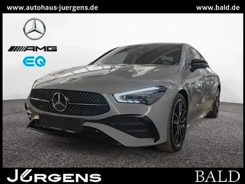 Grau Gebraucht 2025 Mercedes CLA220 AMG Limousine | 43.880 € (Etwas zu teuer) - Bild 1/4