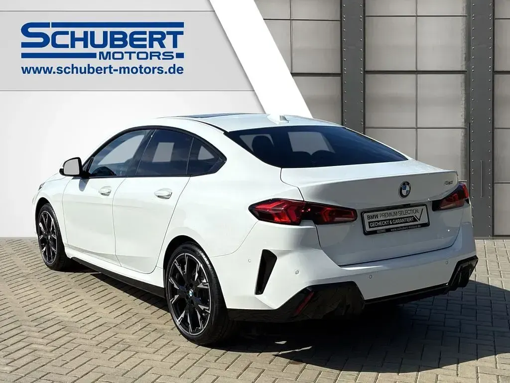 Gebraucht BMW 220 M Sport 156 PS (114 kW) 2025 Weiß Limousine