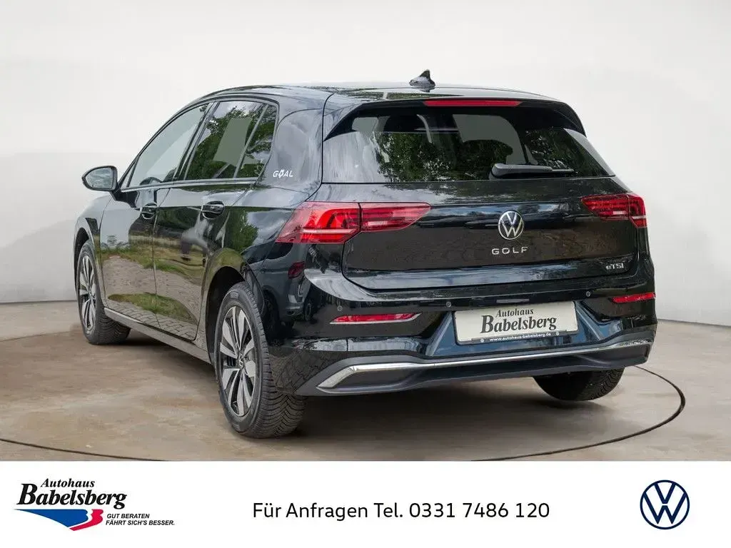 Gebraucht VW Golf VIII 150 PS (110 kW) 2025 Schwarz Limousine