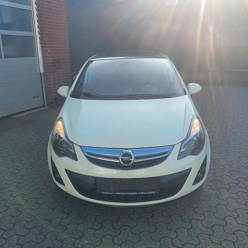 Second-hand Opel Corsa 86 CP (63 kW) 2012 Alb Hatchback