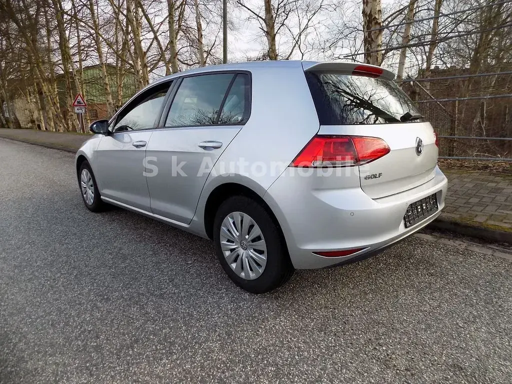 Gebraucht VW Golf VII Trendline 86 PS (63 kW) 2015 Silber Limousine