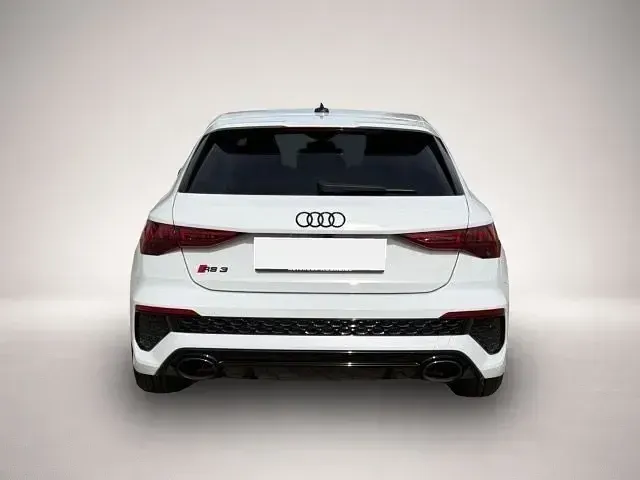 Gebraucht Audi RS3 400 PS (294 kW) 2024 Weiß Limousine