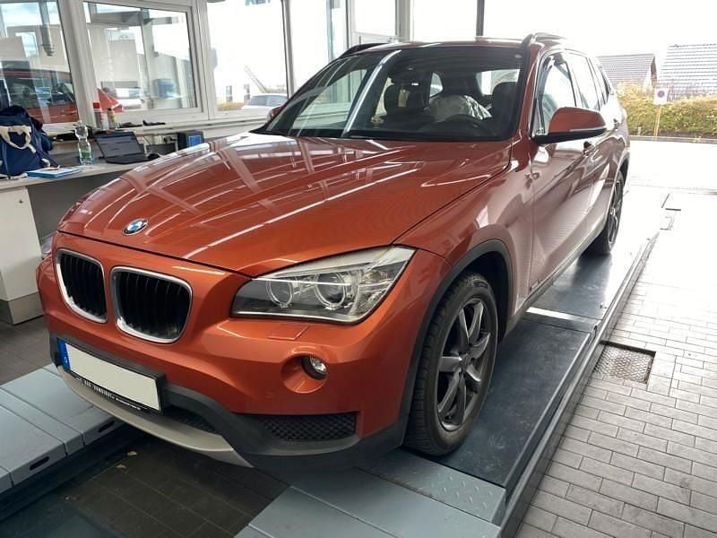 Gebraucht BMW X1 150 PS (110 kW) 2013 Orange SUV