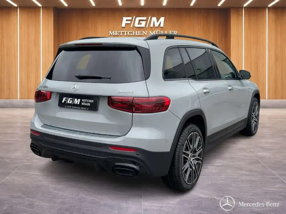 Gebraucht Mercedes GLB250 AMG line 224 PS (164 kW) 2026 Manufaktur lack manufaktur alp SUV