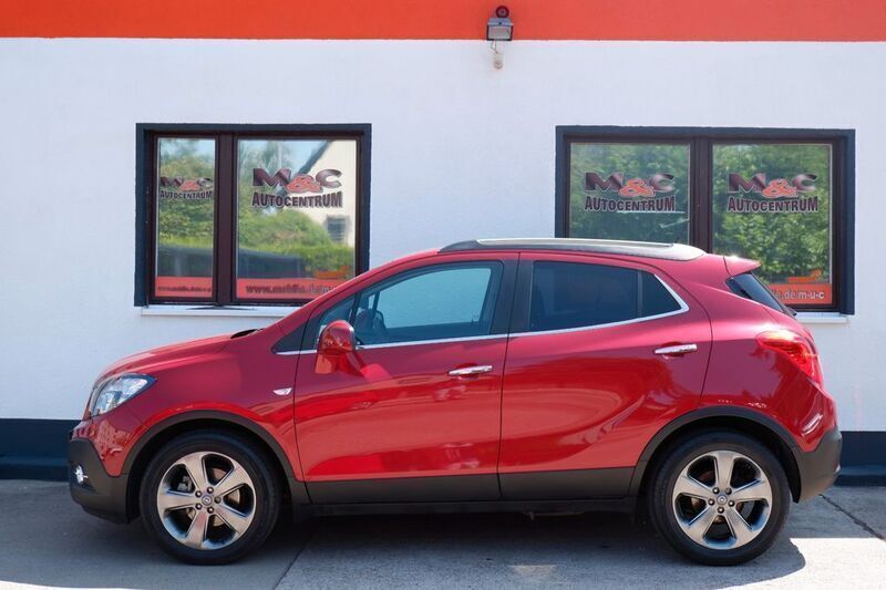 Rot Gebraucht 2013 Opel Mokka Innovation SUV | 12.990 € - Bild 1/4